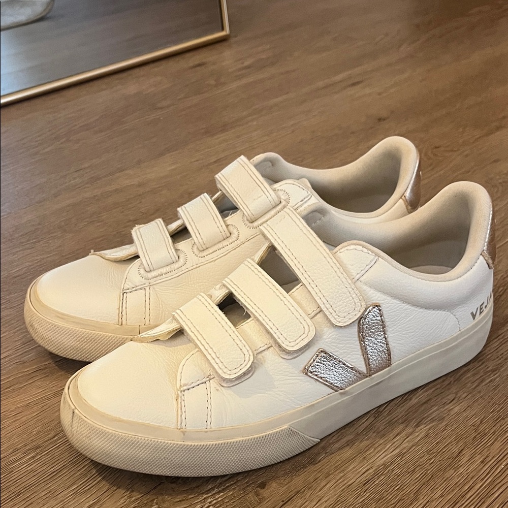 Veja Cream and Gold Sneakers